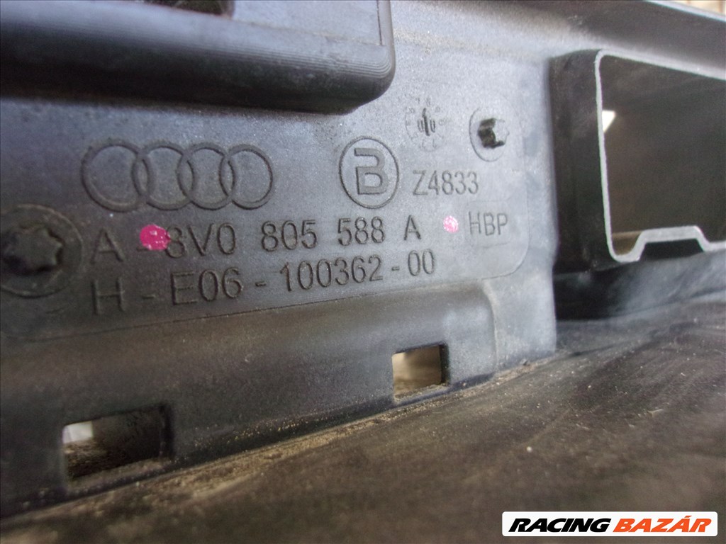 Audi A3 8V0 homlokfal zárhíd 2013-2021   8V0805588A 5. kép