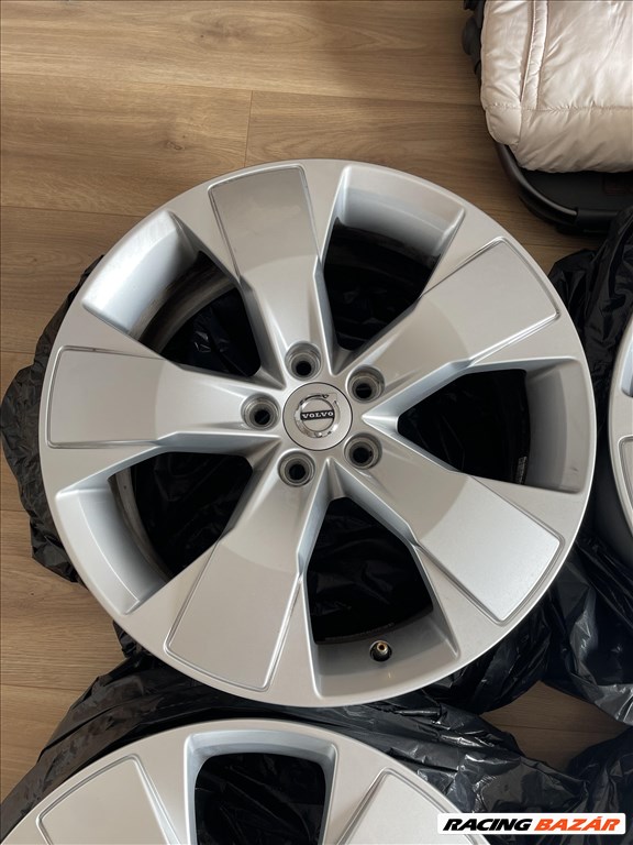  Volvo XC40 gyári alufelni, 5x108 lyukosztású, 18"  2. kép