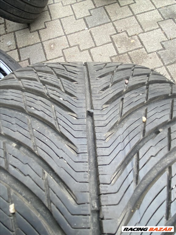  5x112 lyukosztású 19" újszerű Avus alufelni, rajta 245/40 újszerű Michelin téli gumi  6. kép