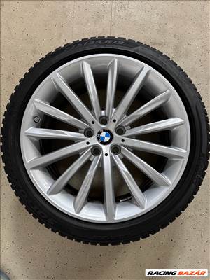 Gyári 5-ös BMW 19" újszerű alufelni, rajta elől 245/40, hátul 275/35 Pirelli téli gumi