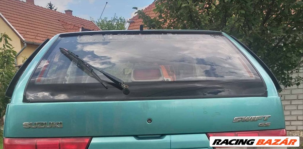 Suzuki Swift 3 ajtós csomagtér ajtó csomagtérajtó  1. kép