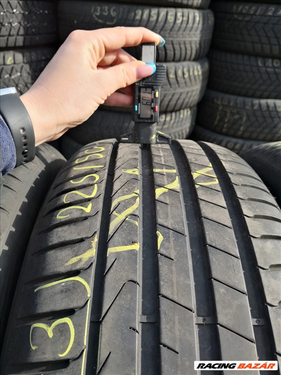  225/50 R18 Pirelli nyári gumi 98000ft a 4db/73/ 3. kép