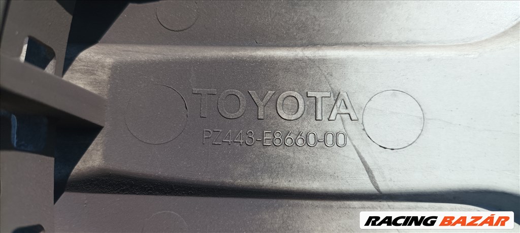 Toyota Avensis, Corolla stb gyári 16" dísztárcsa szett eladó! PZ443E866000 5. kép