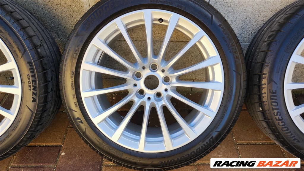 BMW G30 G31 8x18 ET30 5x112, 235/45 18” Bridgestone Potenza Sport XL 98Y 3. kép