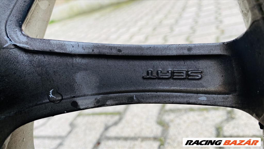 Seat Exeo 5x112 lyukosztású 17" használt (gyári felni) alufelni, 225/45 kopott Dunlop nyári gumi 6. kép