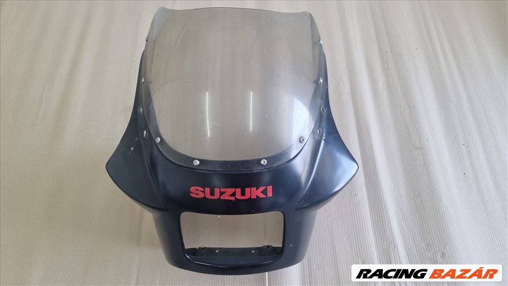 Suzuki RG 250 Fejidom 1. kép