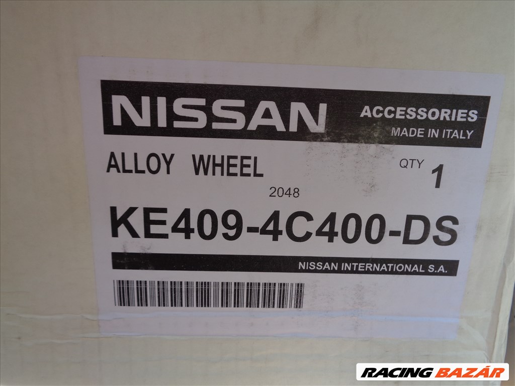Új Nissan Gyári alufelni 19-es, 5×114.3-as osztó, grafit-polir eredeti dobozában eladó. 9. kép