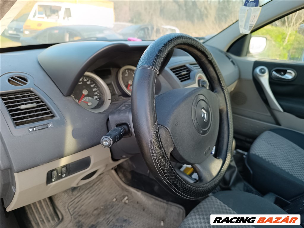 Renault Mégane II panoráma tetős bontott alkatrészei 12. kép