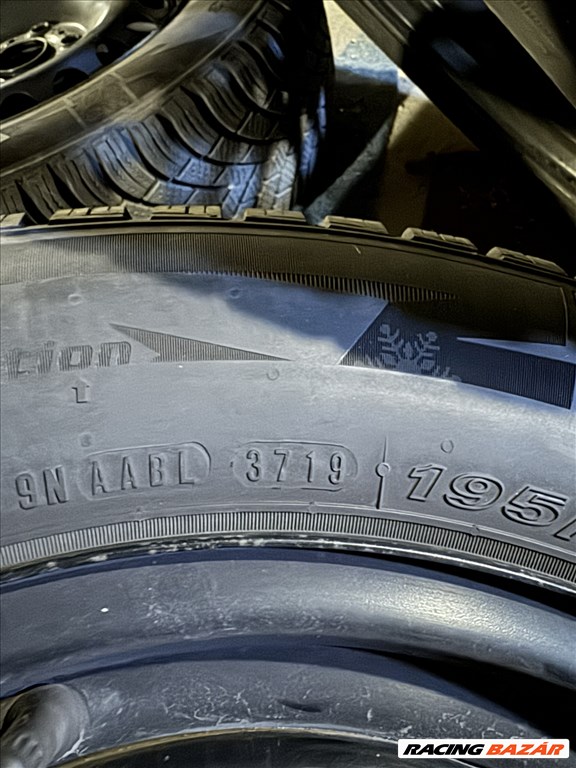  195/65 R15 Nexen téli gumi + lemezfelni 3. kép