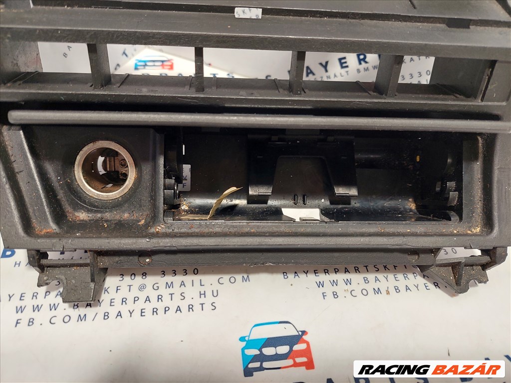 BMW E46 középső tároló konzol középkonzol hamutartó tartó (003569) 8205377 4. kép