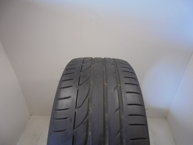 Bridgestone S001 235/45 R18  1. kép