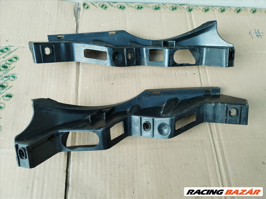 Volkswagen Passat B6 3C első lökhárító tartó jobb  3c0807889 3c0807890 1. kép