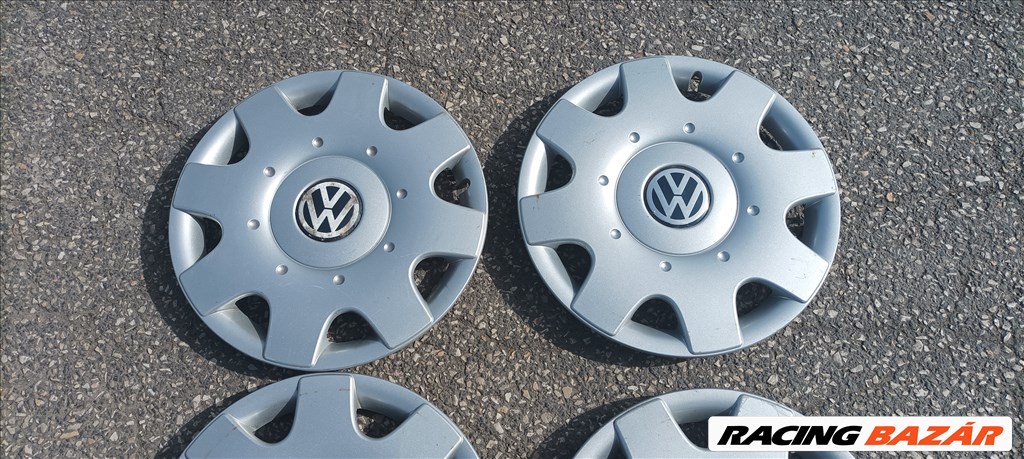 Volkswagen T5, Passat, Golf, Beetle stb gyári 16" dísztárcsa szett eladó! 1C0601147D 2. kép