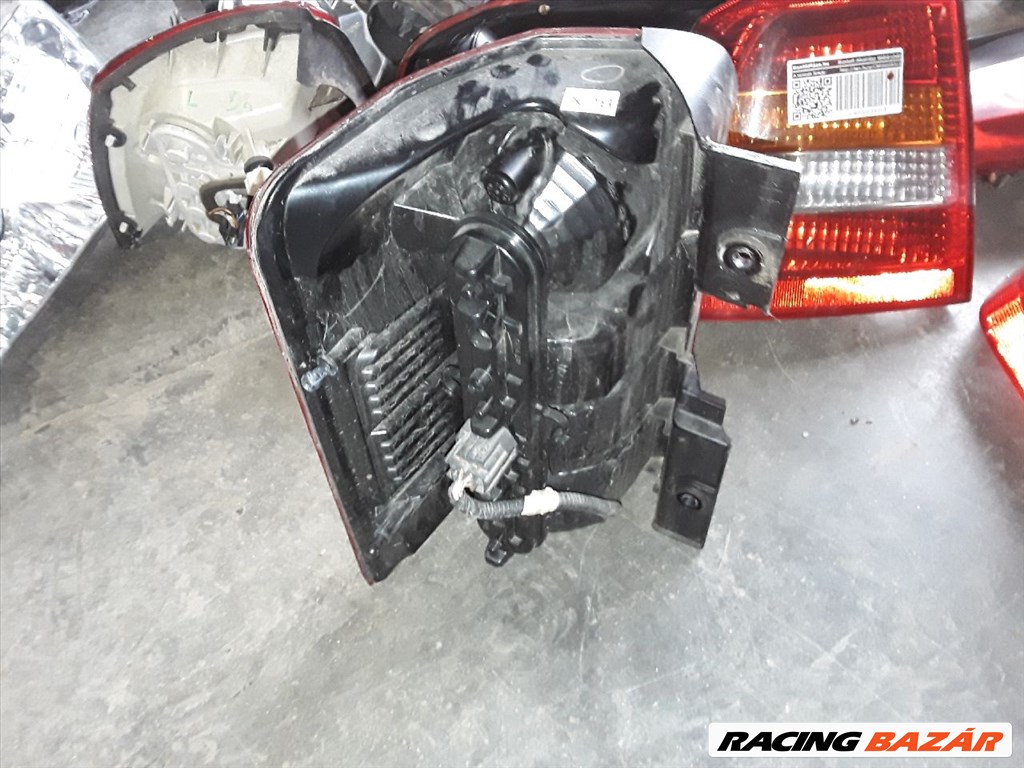 Jeep Cherokee 2008-2014 jobb hátsó lámpa   2. kép