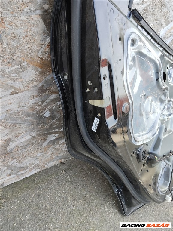 179138 Ford Ecosport 2012-2017 bal hátsó fekete színű ajtó 4. kép