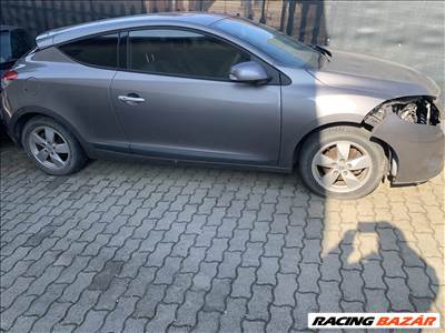 Renault Mégane III sárvédő jobb és bal oldal