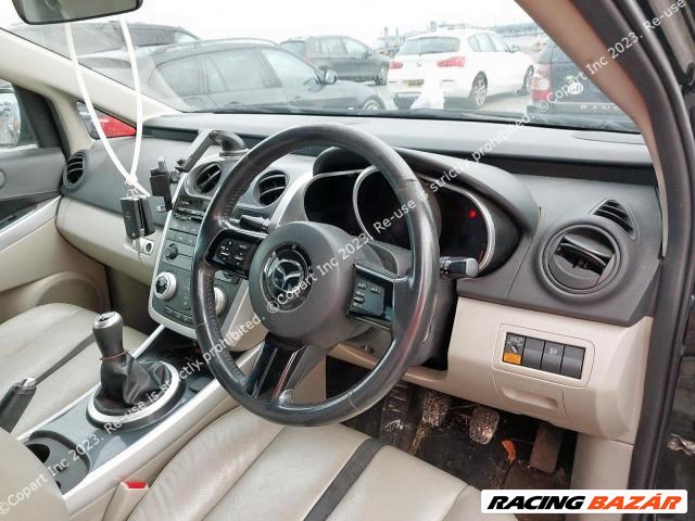 Mazda CX-7 bontott alkatrészei 21. kép