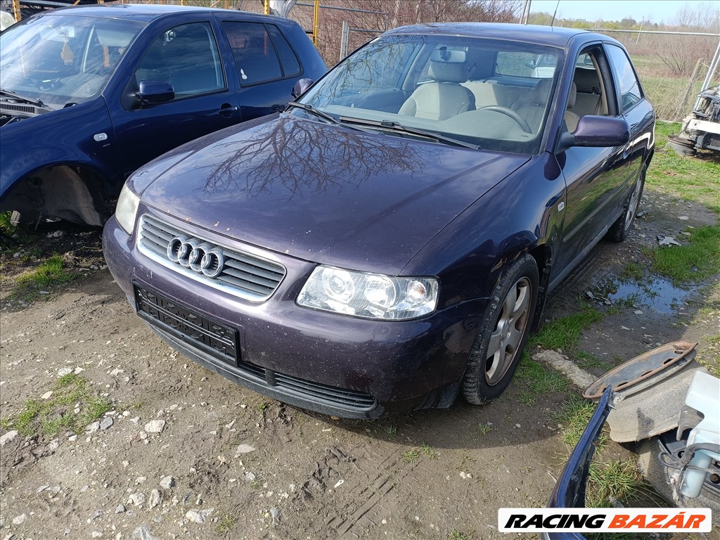 Audi A3 (8L) 1.9 TDI gyári karosszéria elemek LZ3W színben eladók lz3waudi8l asz19tdi 1. kép