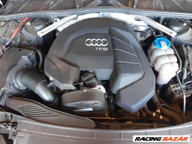 Audi A4 (B9 - 8W) (B9) bontott alkatrészei 7. kép