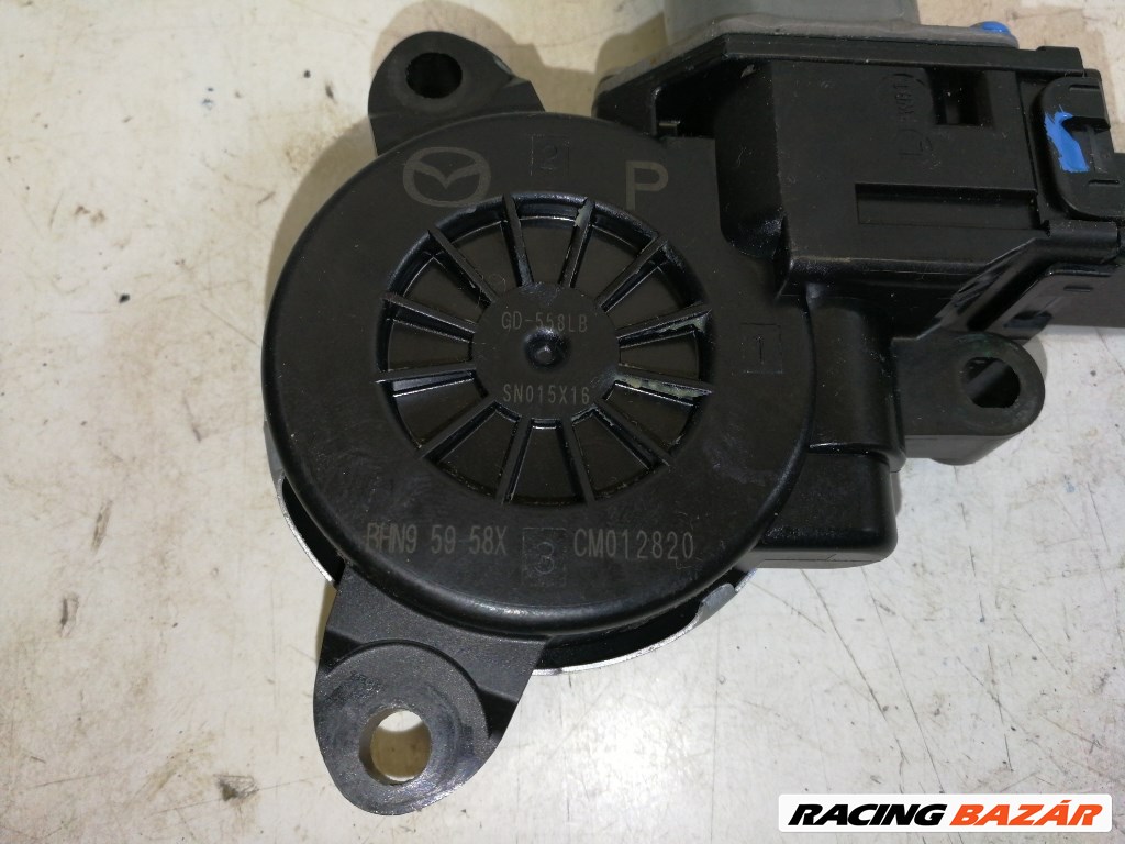 Mazda 3 (BM) bal elsõ ablakemelõ motor 3. kép