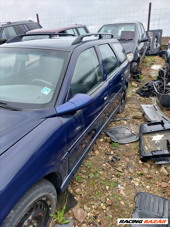 Opel Vectra B bontott alkatrészei 2. kép