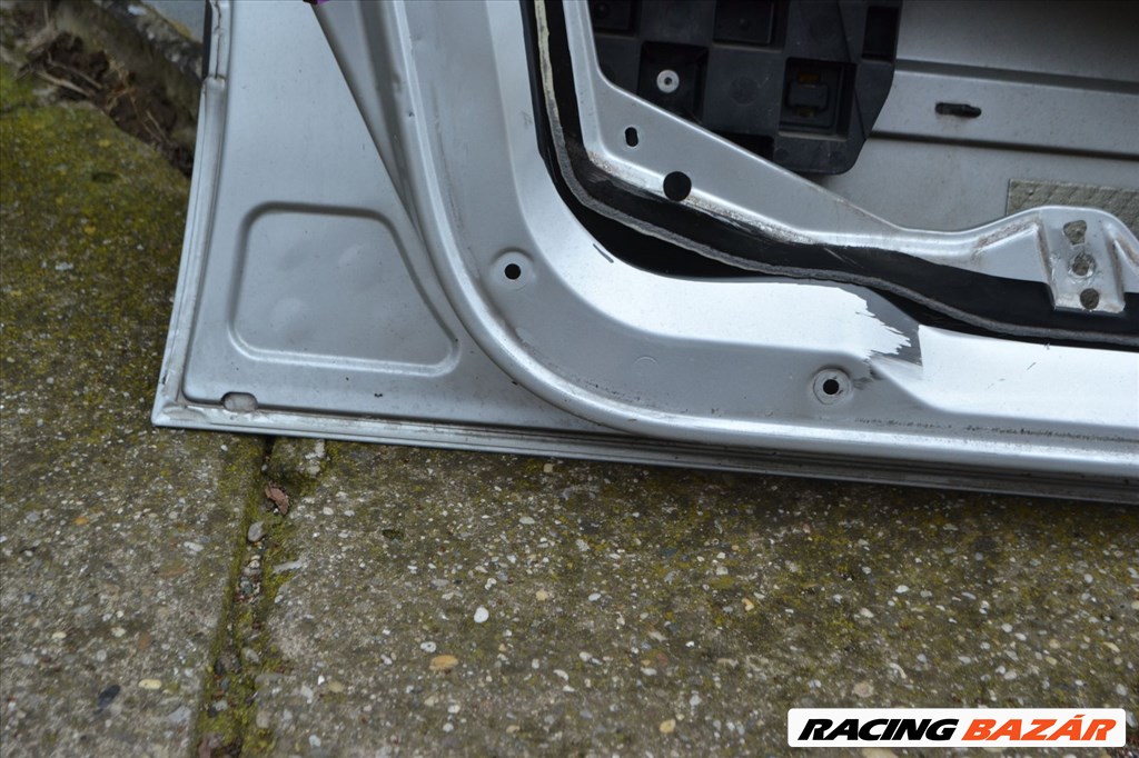 Peugeot 307 bal első ajtó! Színkód: EZR  6. kép