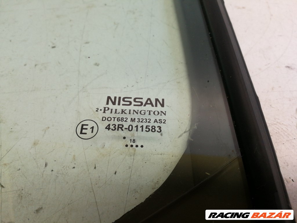 Nissan Leaf (ZE1) bal hátsó ajtó üveg fix 2. kép
