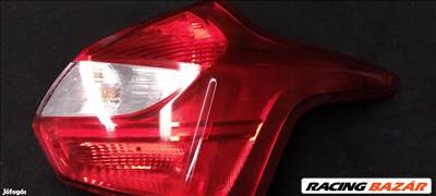 Ford Focus MK3 jobb hátsó lámpa ötajtós kivitel