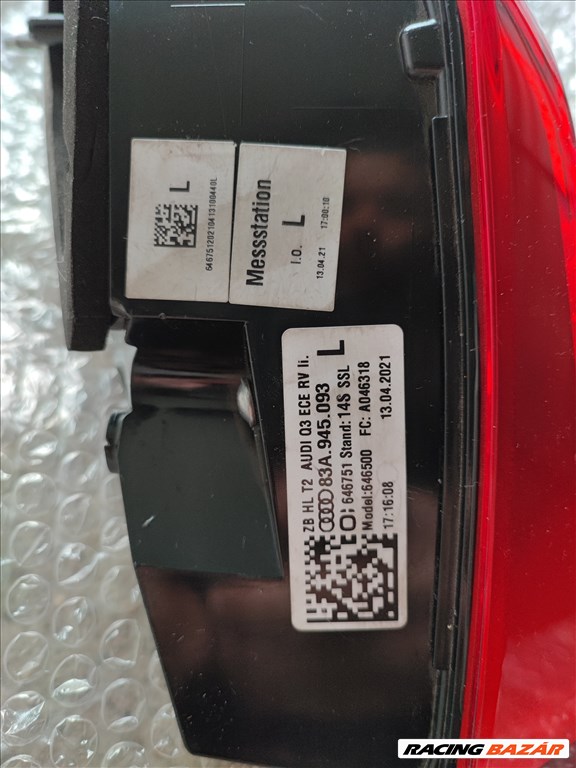 Audi Q3 F3 belső bal hátso led lámpa 83a945093 2. kép