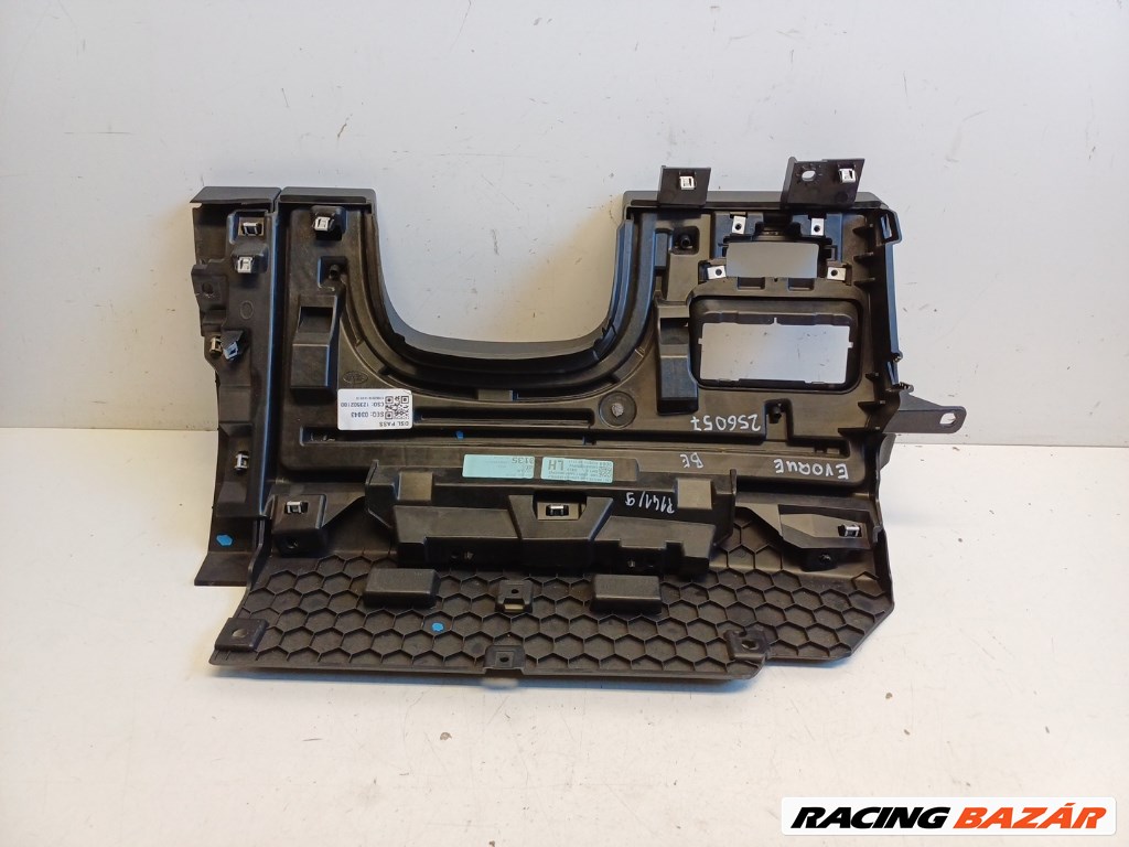 Land Rover Evoque (L551) bal elsõ mûszerfal alsó borítás K8D2044M91B 2. kép