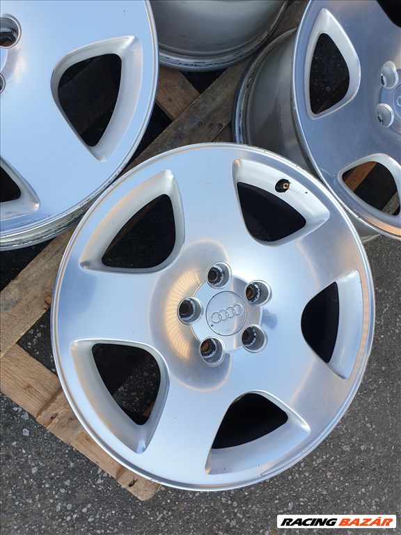 17" 5x112 Audi A8 3. kép