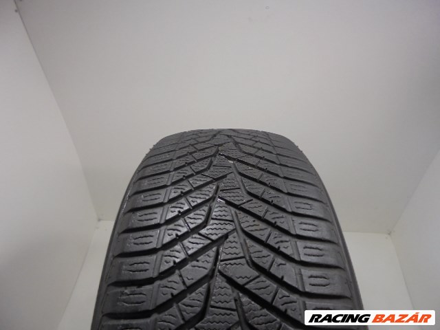 Yokohama V905 225/60 R18  1. kép