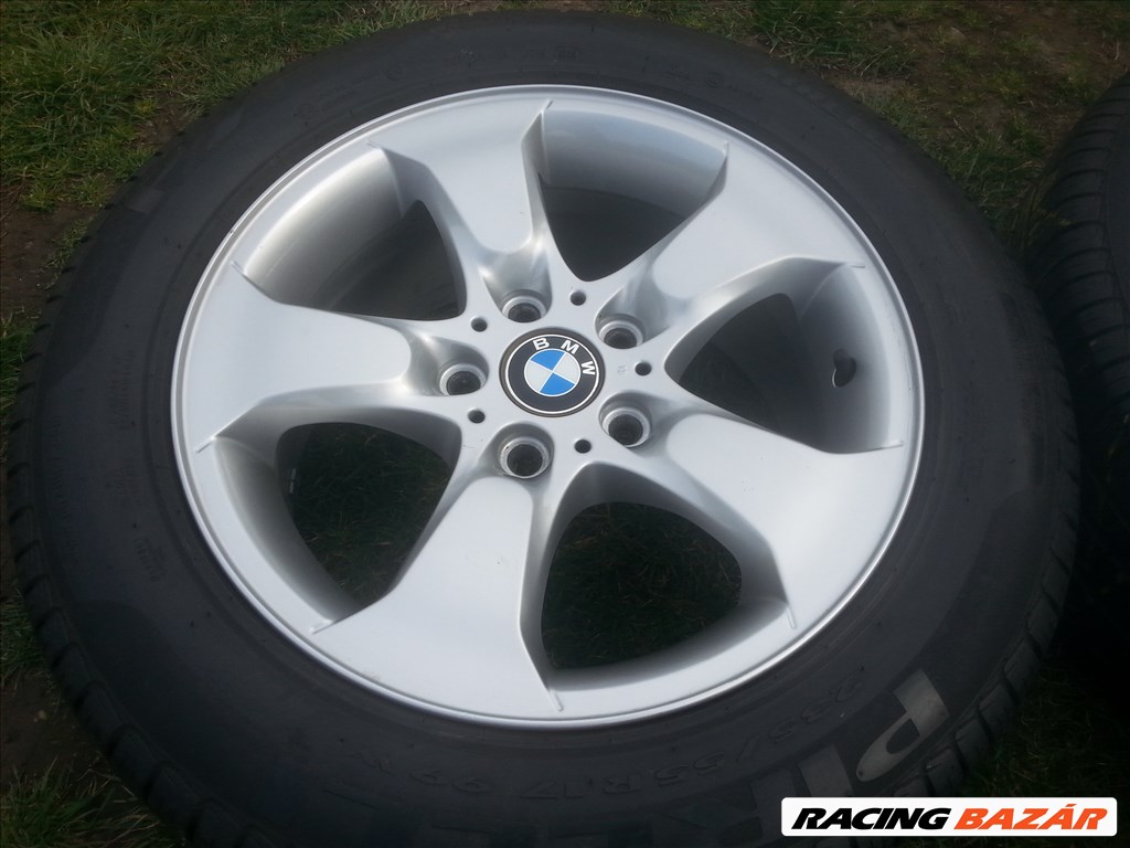 17" gyári BMW X3 alufelni, rajta 235/55 újszerű Pirelli P7 nyári gumi  1. kép