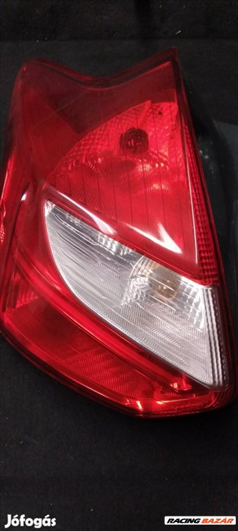 Ford Focus MK3 hátsó lámpa ötajtós kivitel bal 1. kép