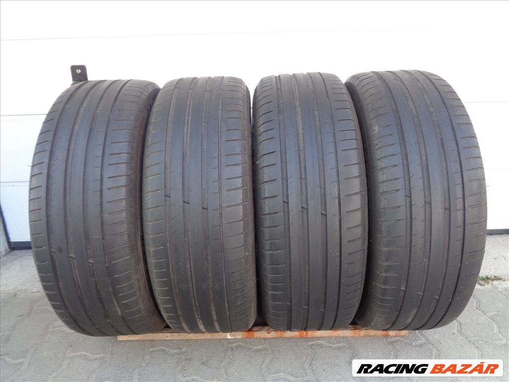 Michelin 235/60R18 nyári gumi 4-5mm-es mintával eladó. 1. kép