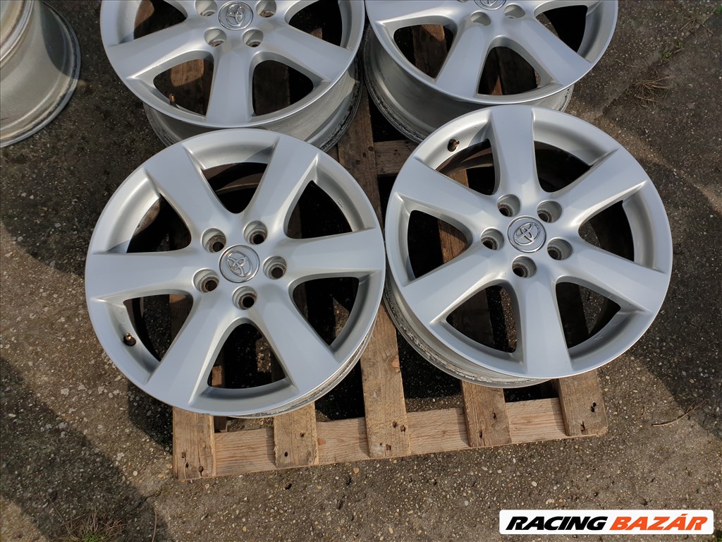 17" 5x114,3 Toyota RAV4 2. kép