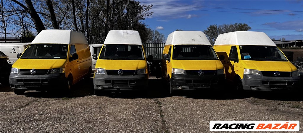 Eladó Volkswagen Transporter T5 haszonjármű 2. kép