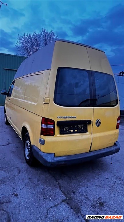 Eladó Volkswagen Transporter T5 haszonjármű 8. kép