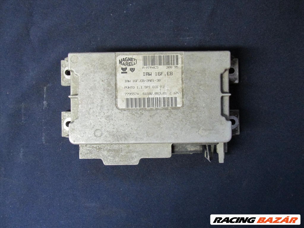 Fiat Punto I. 1,1 benzin motorvezérlő 7795574 1. kép