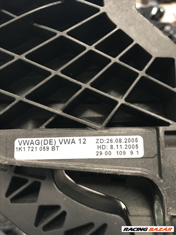 VW GOLF V_OCTAVIA II_LEON 1P kuplung pedál 1k1721059bt 2. kép