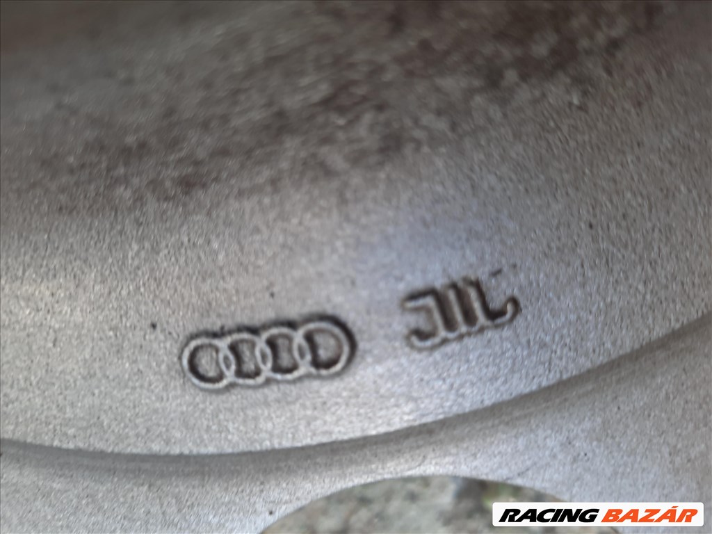 16-os gyári alufelni Audi A4 (B5: 1994-2001): 5x112 , 7Jx16 , Et45  8. kép