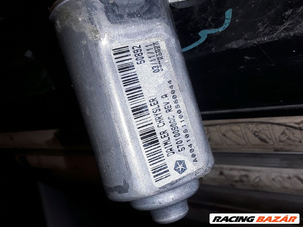 Jeep Cherokee 2008-2014 hátsó ablaktörlő motor 57010090ac 3. kép