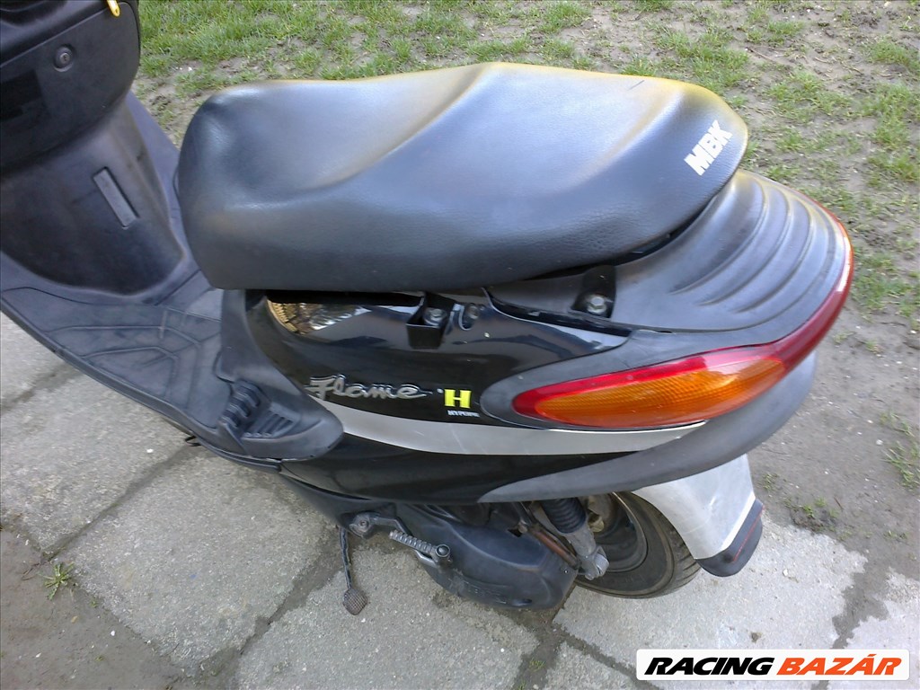 	Eladó Yamaha Flame 125 mbk 4-ütemű robogó 10. kép