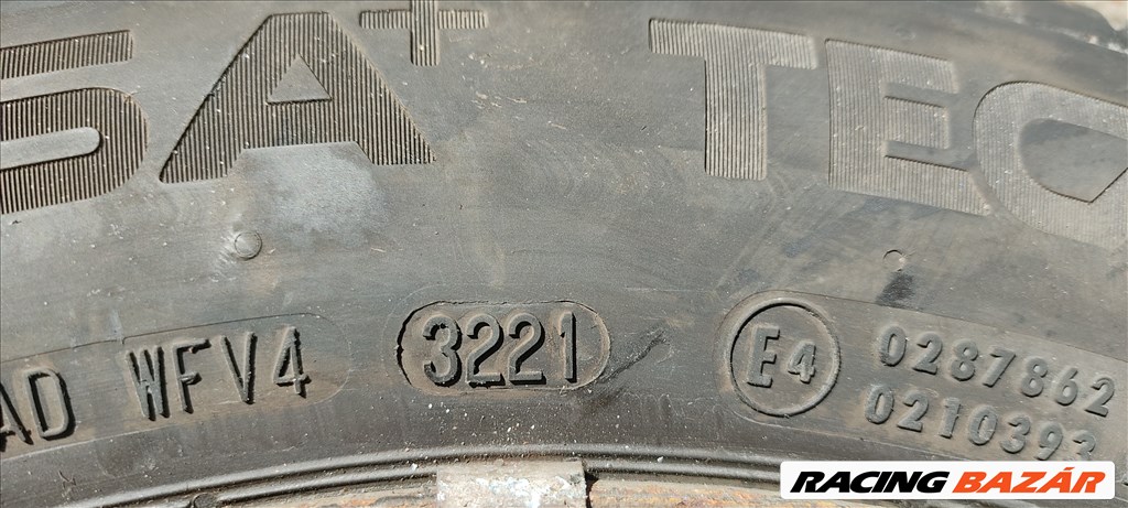  15" használt lemezfelni, rajta 185/65 újszerű téli gumi gumi  1. kép