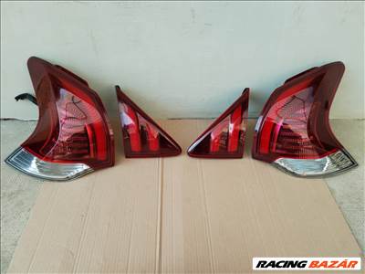 Peugeot 3008 facelift hátsó lámpa pár 9805510480 9805510580