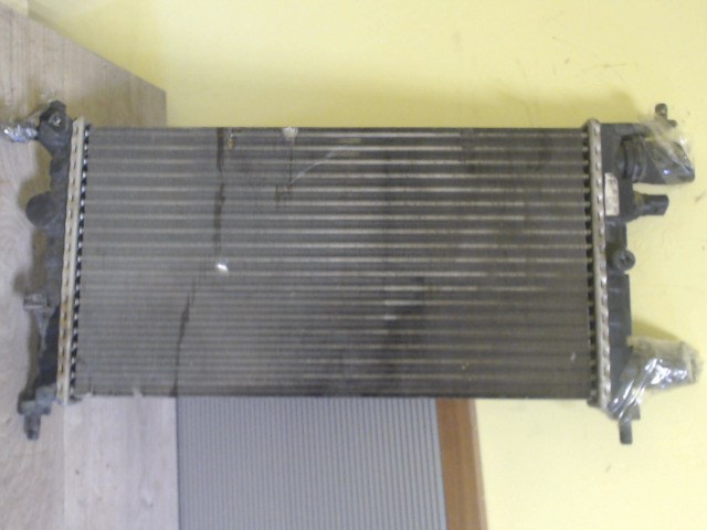 OPEL CORSA B 93-00 Vízhűtő. radiátor 1. kép