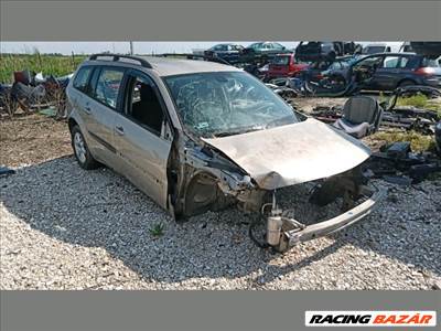 Renault Mégane II bontott alkatrészei (23/10)