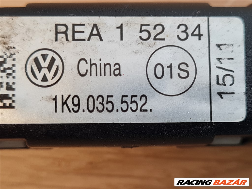 Volkswagen Golf VI kombi jobb antenna erősítő 1K9 035 552 2. kép