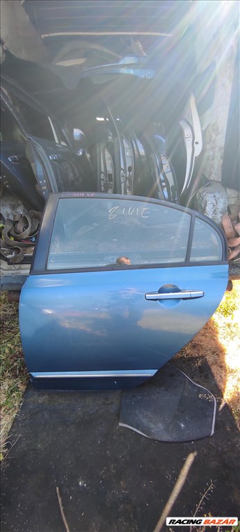 Honda Civic VIII Bal hátsó ajtó Sedan. 1. kép