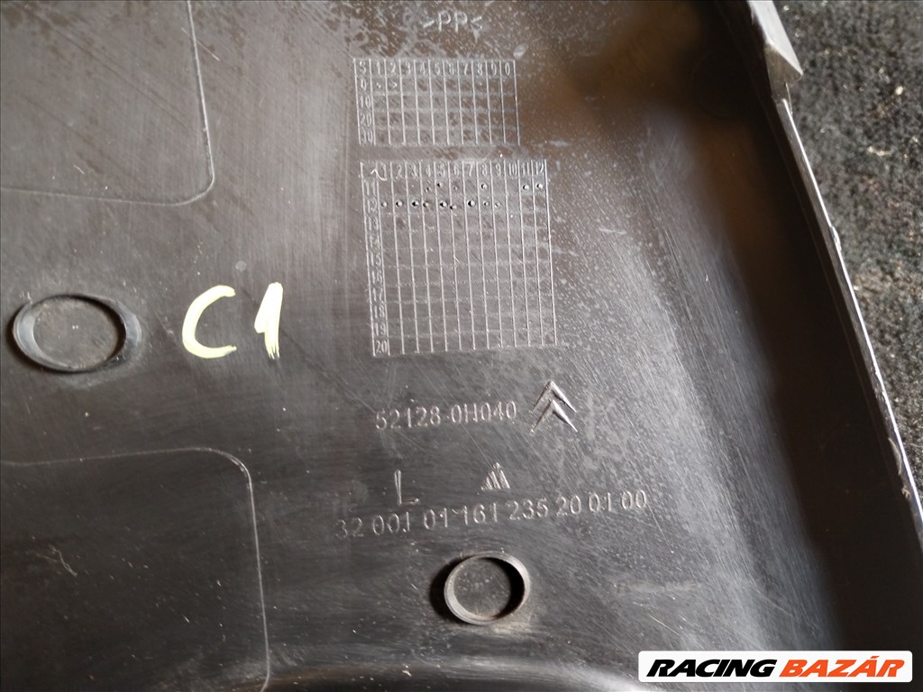 Citroen C1 I facelift bal oldali ködlámpa keret 521280h040 3. kép